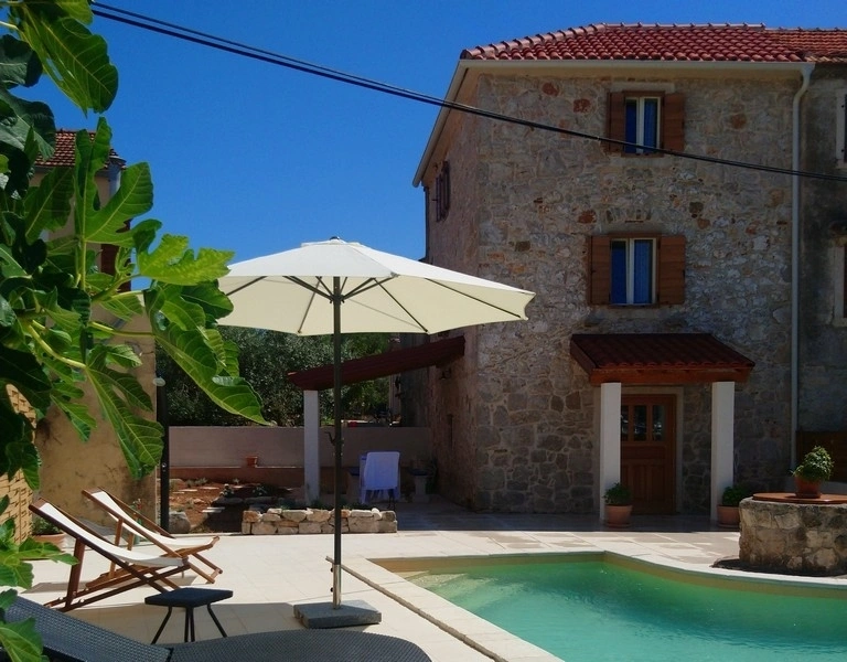 1 - vente maison vue mer sutomišćica zadar croatie