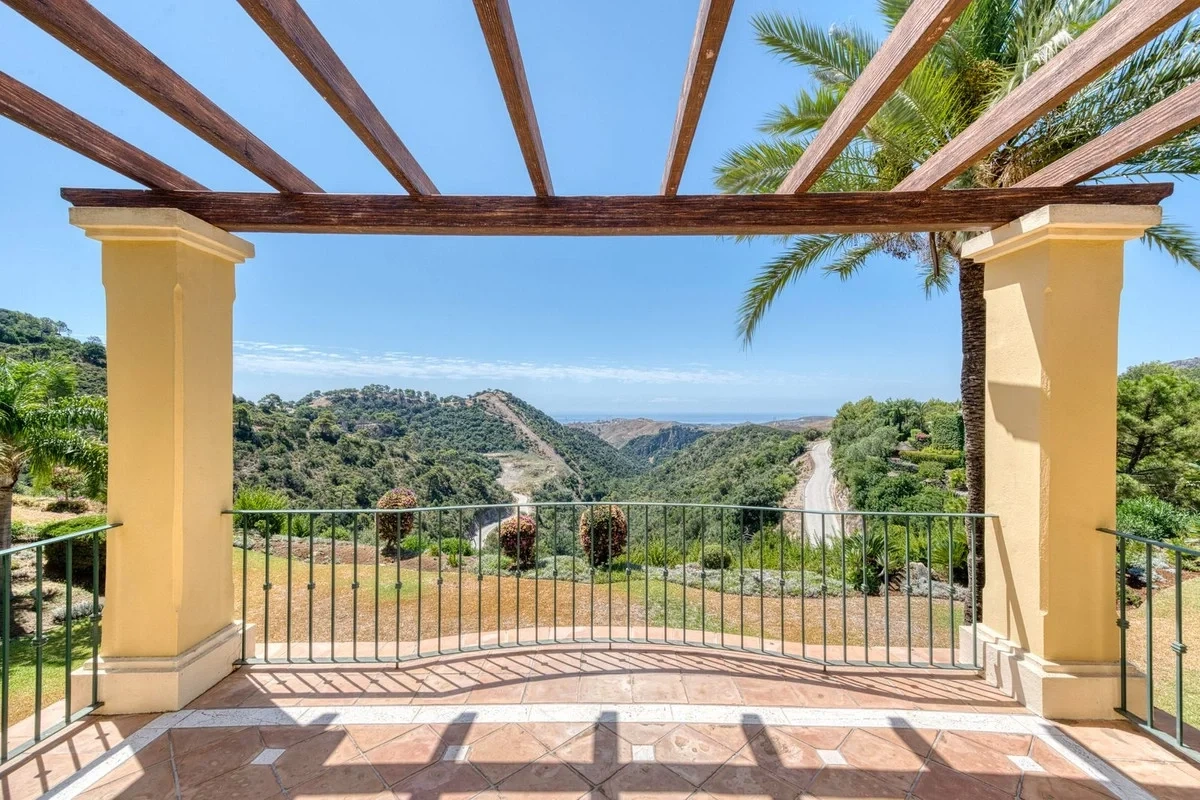 2 - sea view house for sale in benahavis - costa del sol andalusia spain