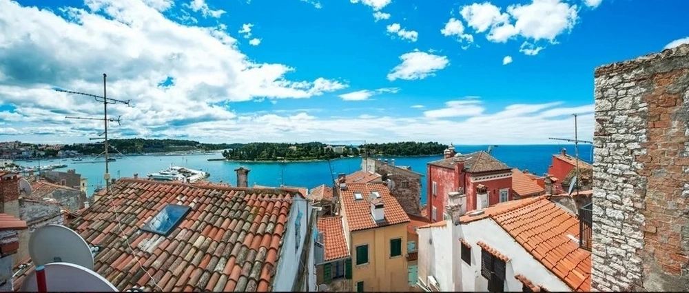 2 - verkoop huis aan het water rovinj istria kroatië