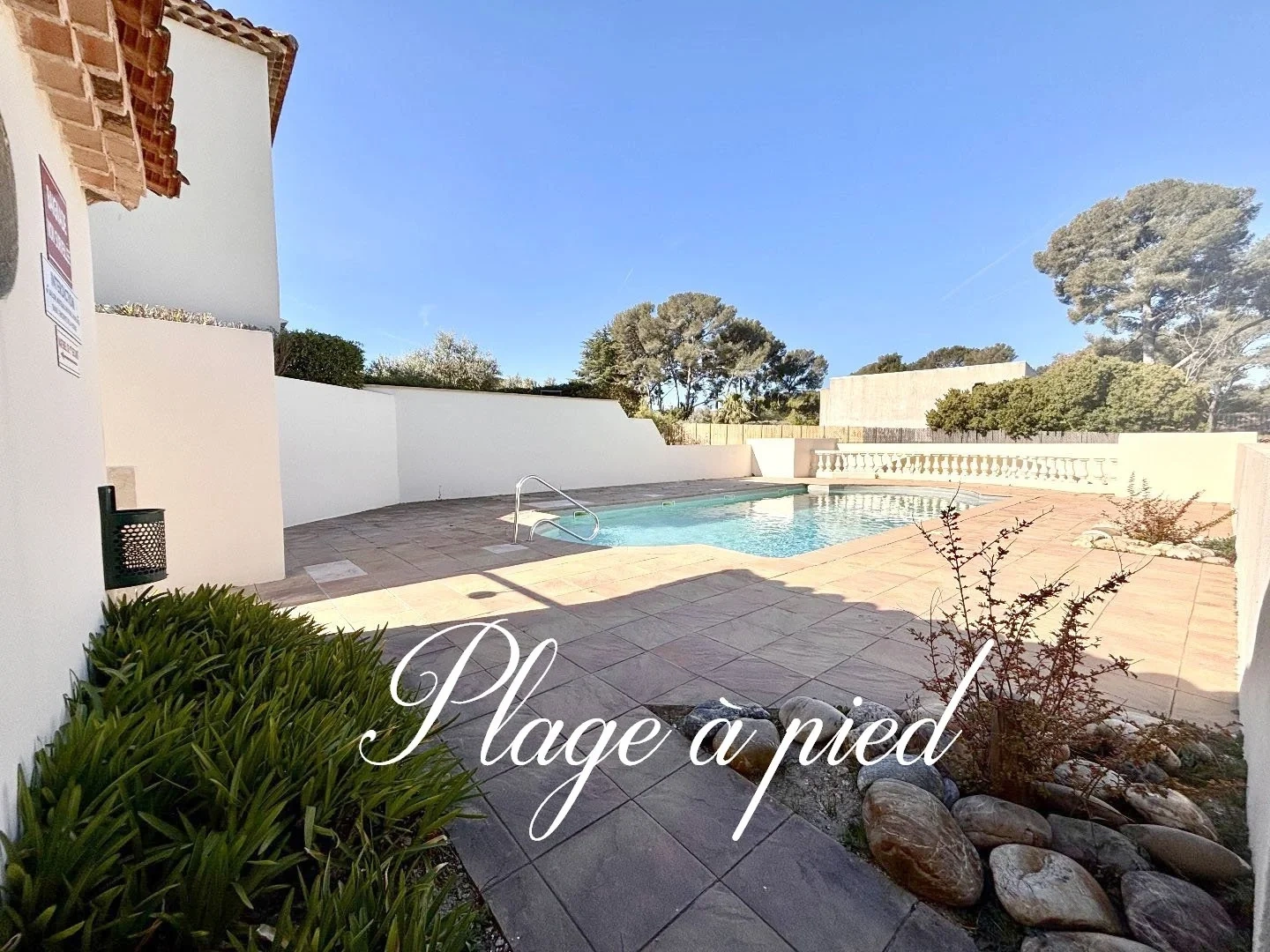 1 - venta apartamento a pie de playa sanary sur mer var francia