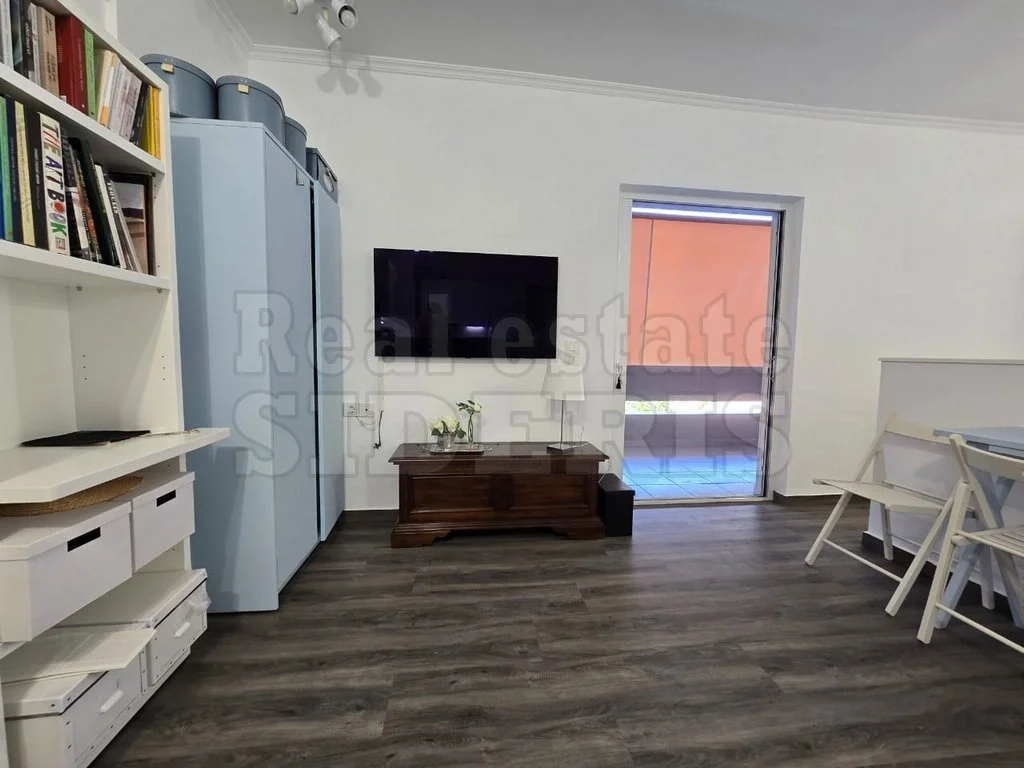 2 - vente appartement pieds dans l'eau loutraki-perachora péloponnèse grèce