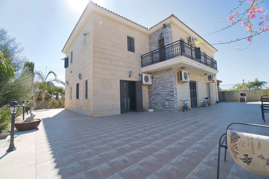 2 - verkauf villa limassol limassol zypern