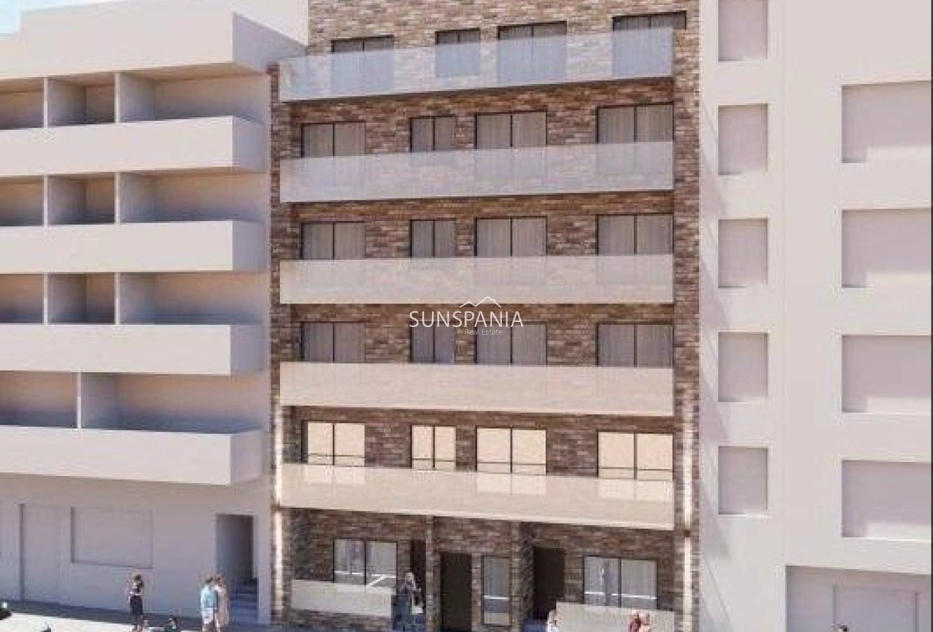 2 - verkoop appartement strand to voet torrevieja - costa blanca valencian community spanje