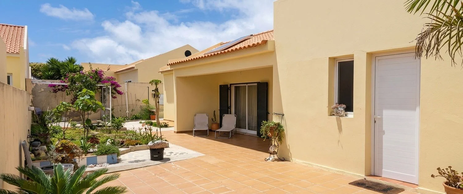 2 - venta casa a pie de playa porto santo madeira portugal