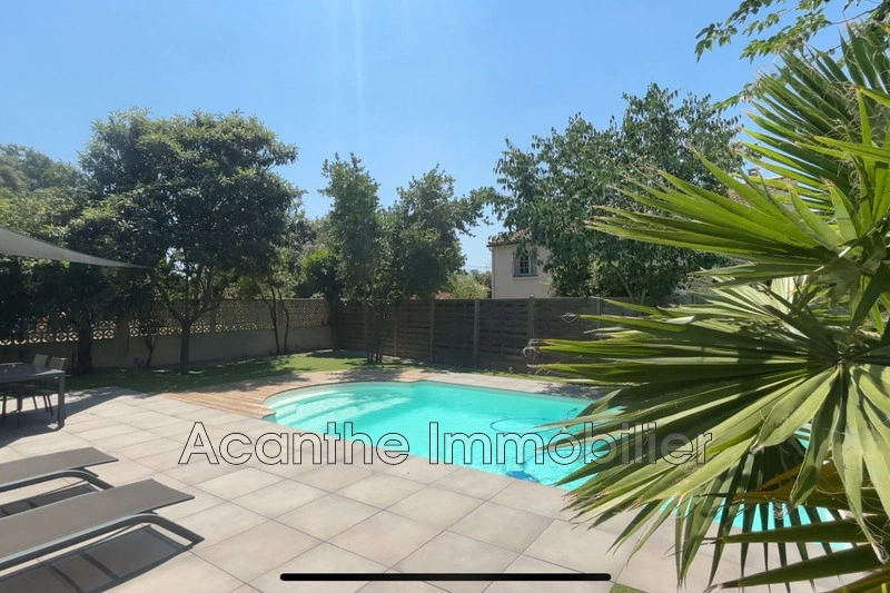 Casa con piscina