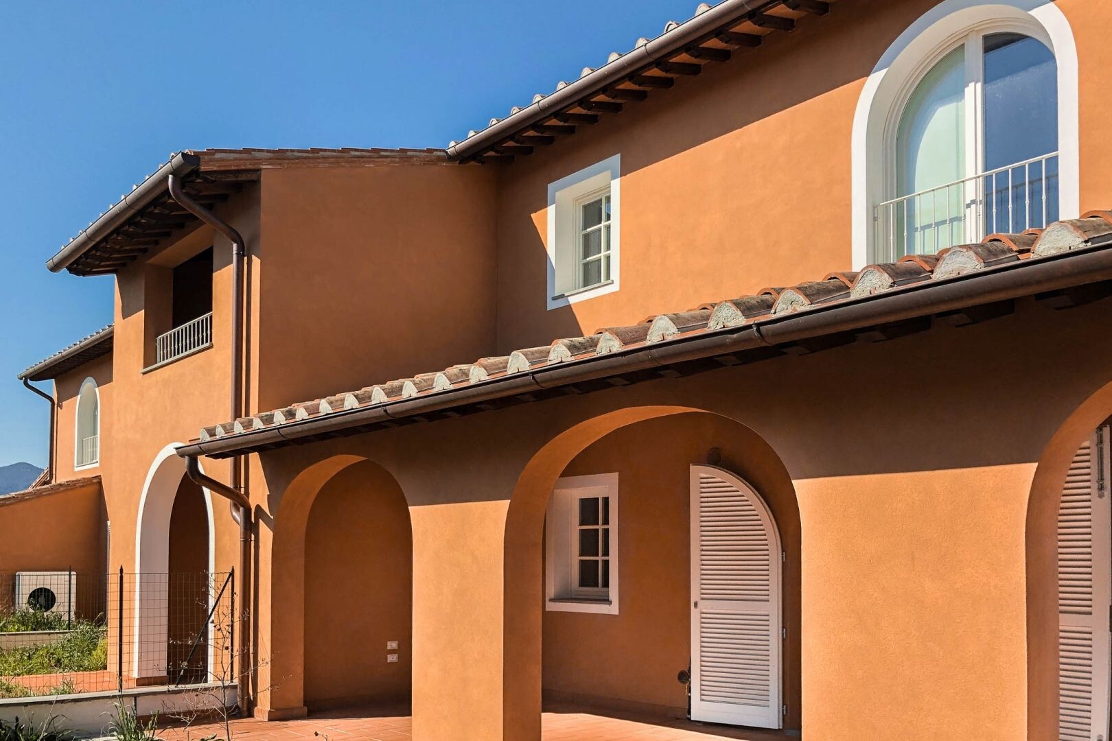 2 - verkauf wohnung calcinaia toskana italien