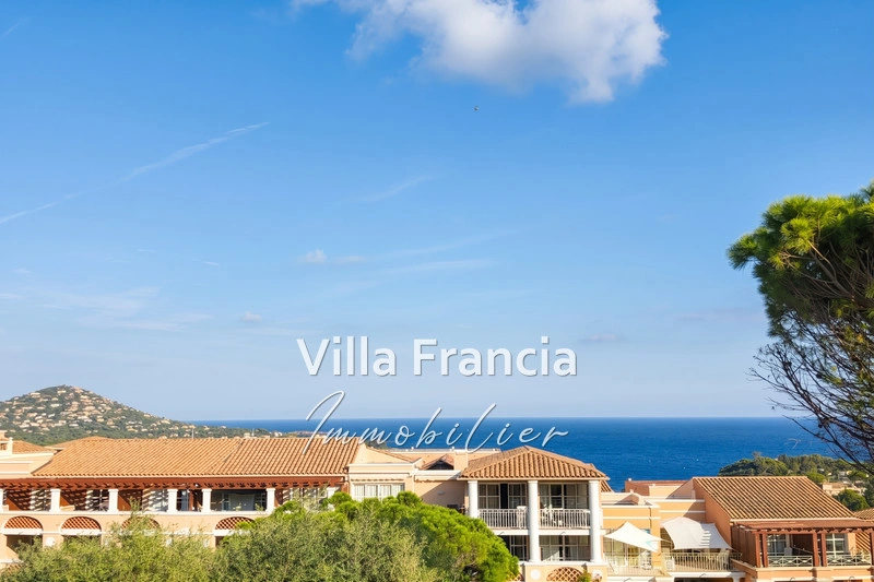 1 - verkoop appartement uitzicht op zee saint-raphaël var frankrijk