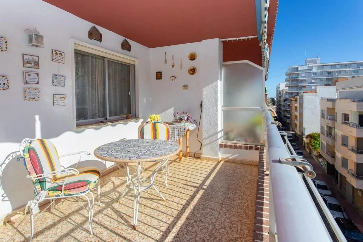 2 - verkauf wohnung strandpromenade torrevieja - costa blanca valencia spanien