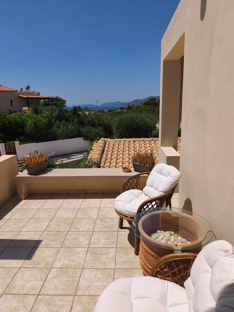 2 bedroom sea view apartment