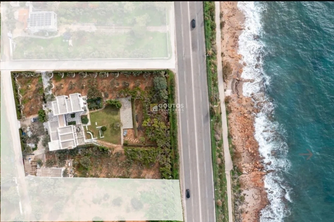 Maison pieds dans l'eau avec 7 chambres