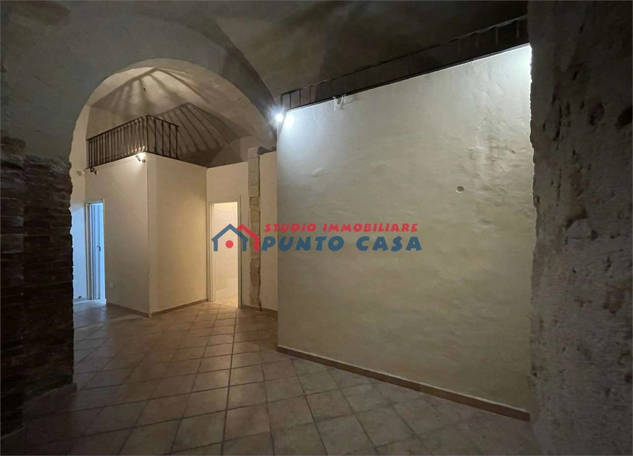 Commerce de 65 m²
