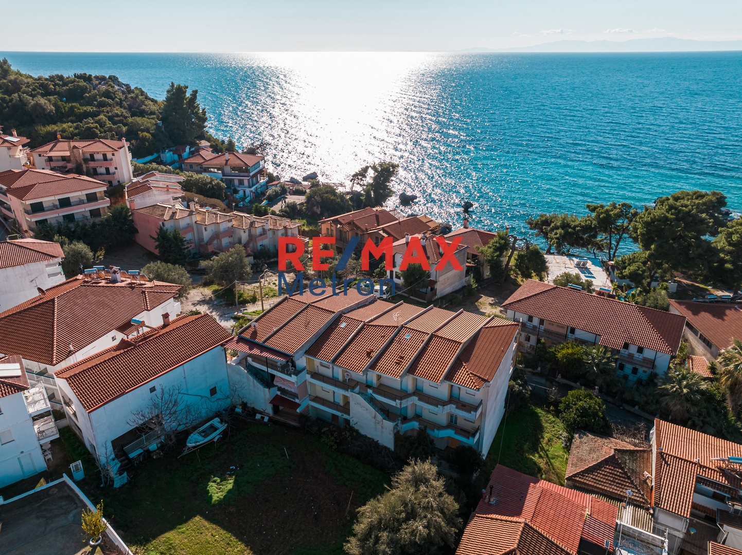1 - waterfront building for sale in loutra central macedonia greece