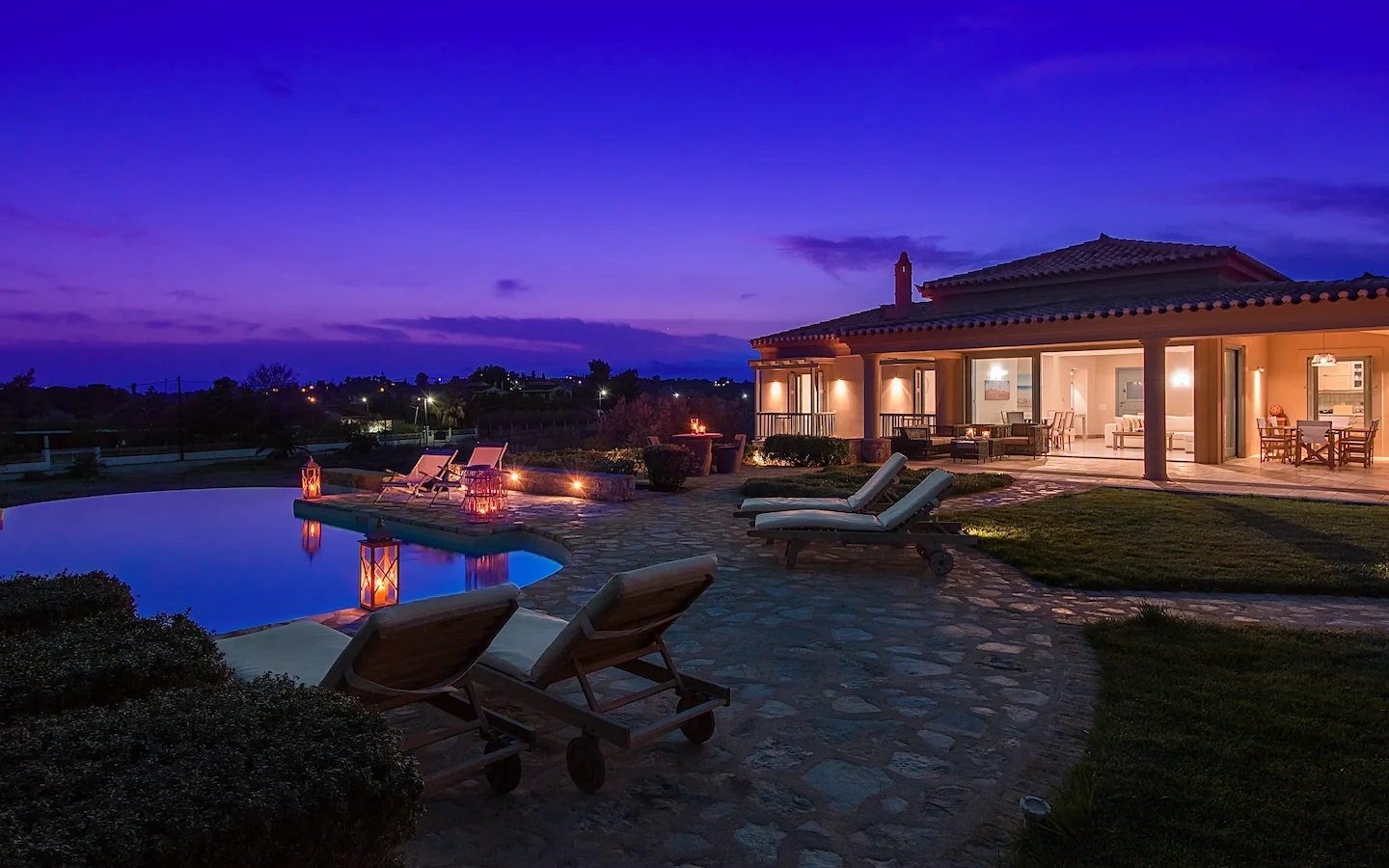 1 - waterfront house for sale in kranídi peloponnese greece