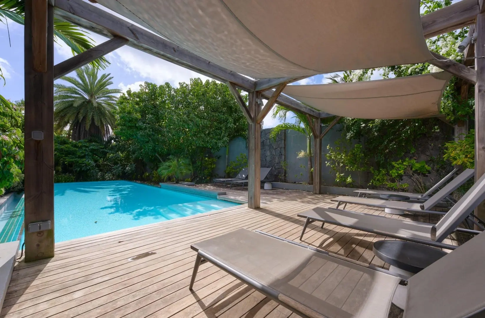 2 - venda apartamento a praia ao pé pointe aux canonniers pamplemousses maurício