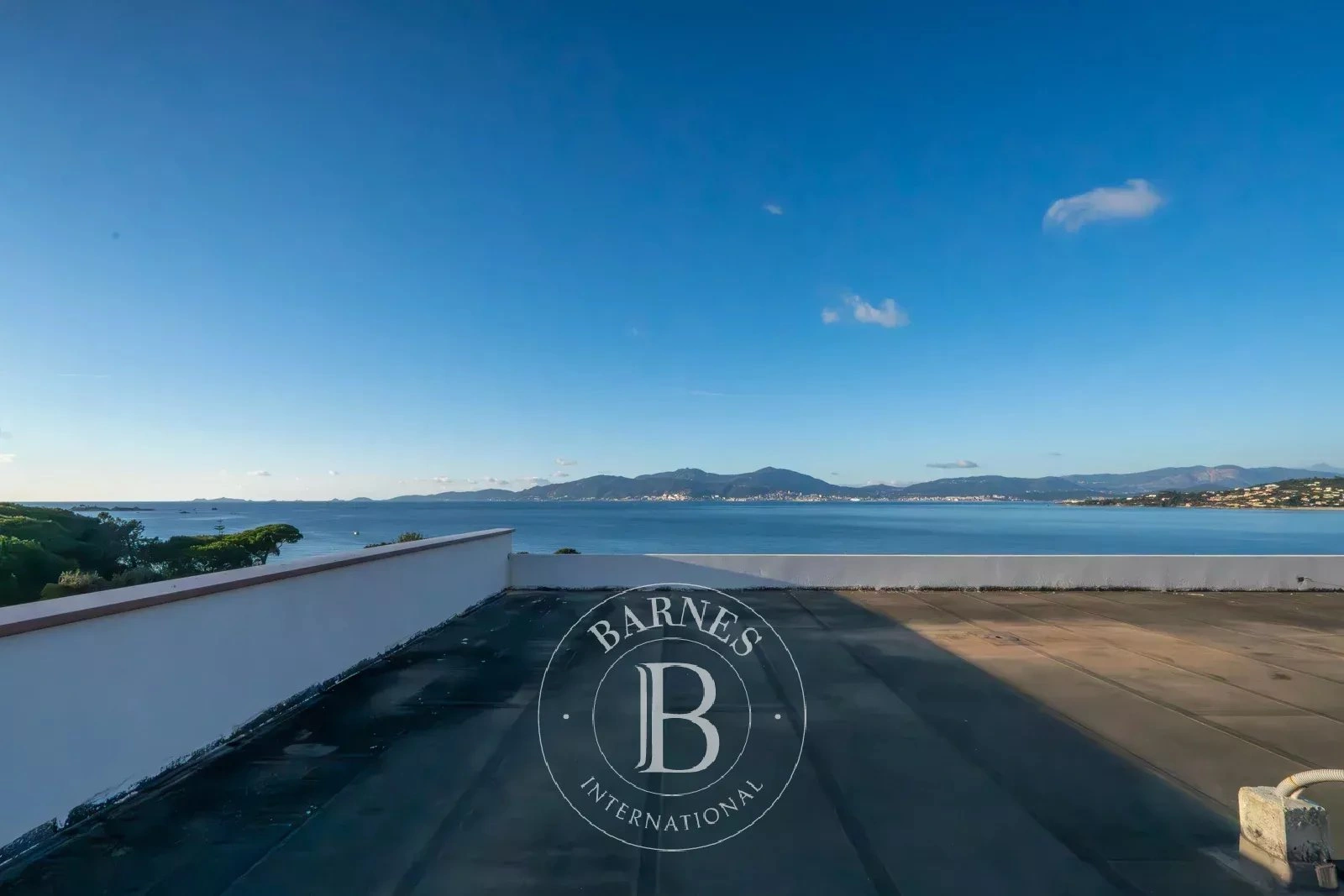 2 - venta apartamento vista al mar porticcio córcega del sur francia