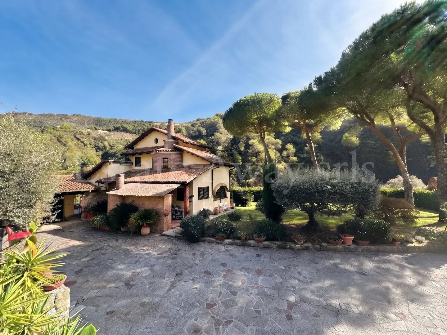2 - vendita villa soldano liguria italia