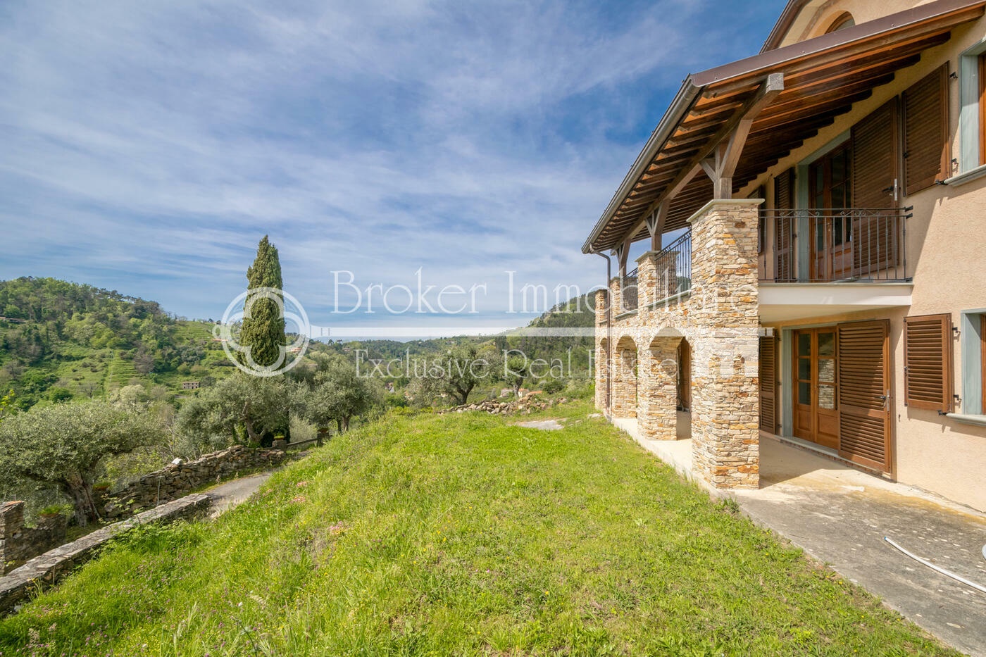 1 - verkoop huis uitzicht op zee pietrasanta tuscany italië