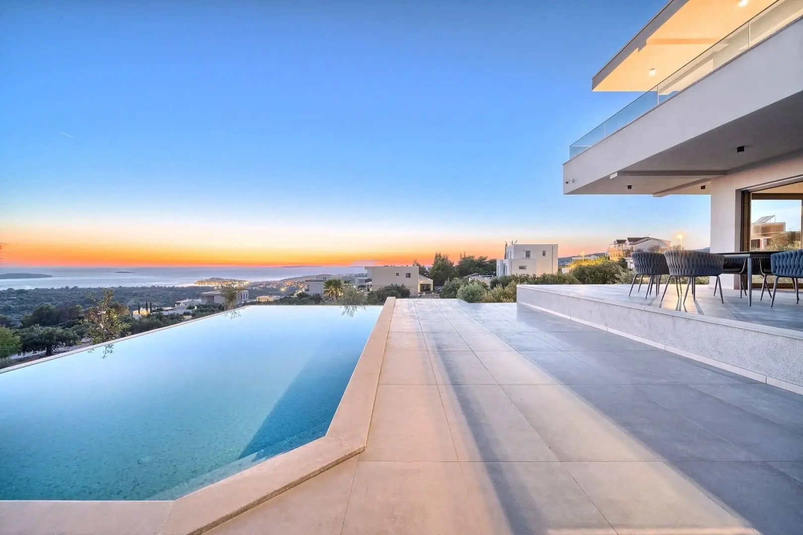 2 - venta casa vista al mar primošten šibenik-knin croacia