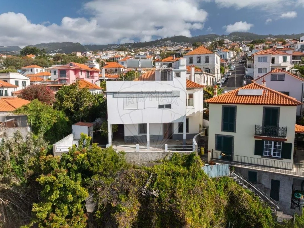 2 - verkoop huis uitzicht op zee funchal madeira portugal