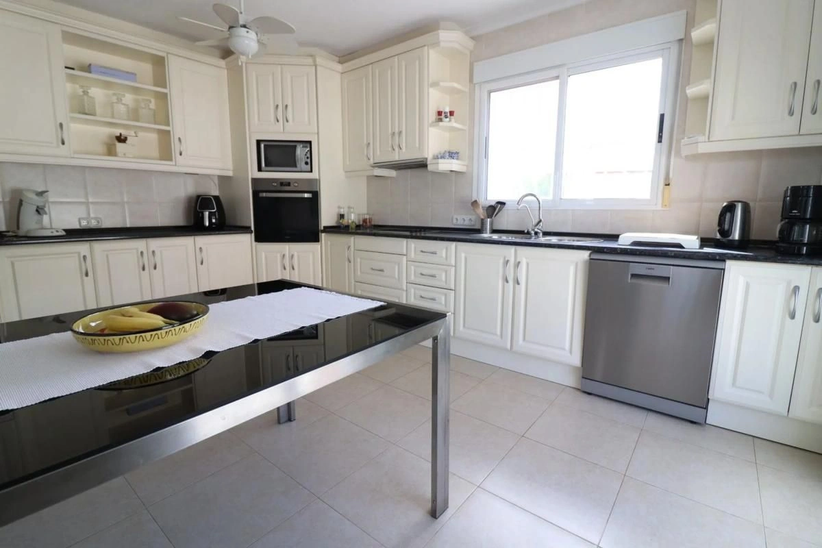 2 - verkoop huis almoradi valencian community spanje