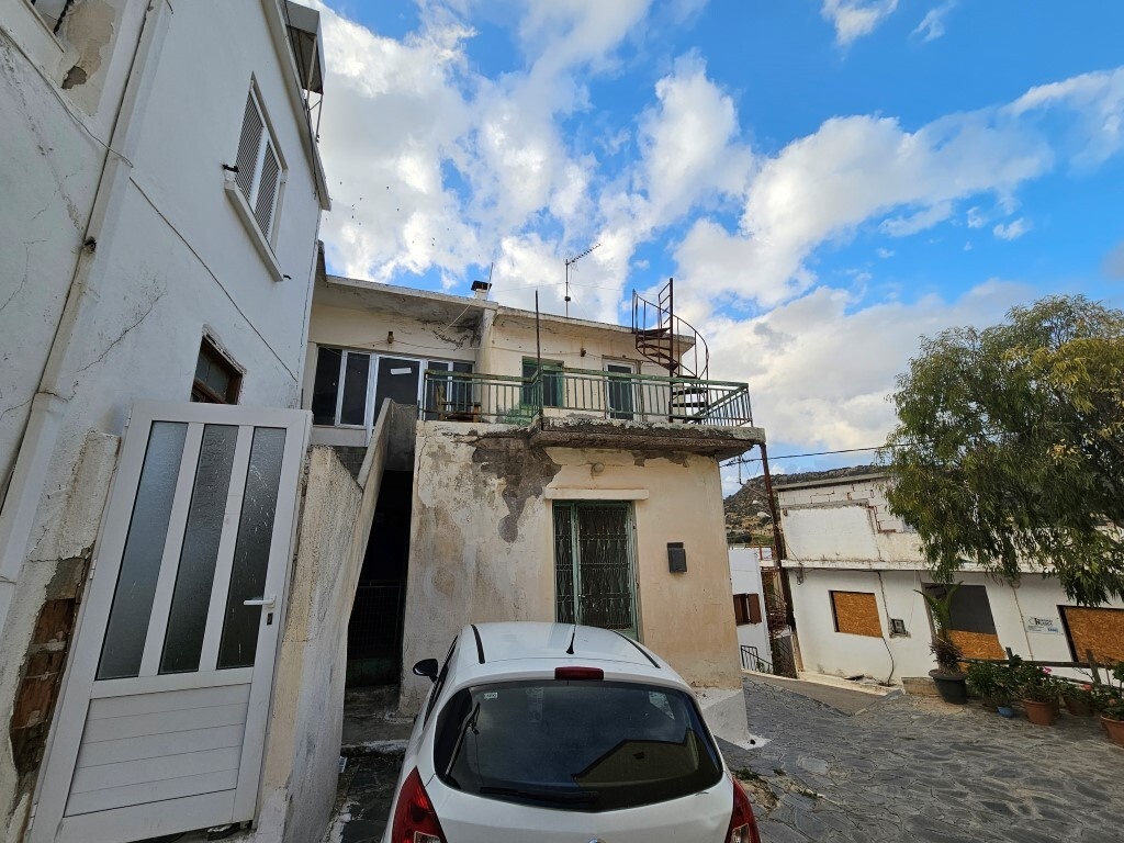 2 - sea view apartment for sale in pírgos crete greece