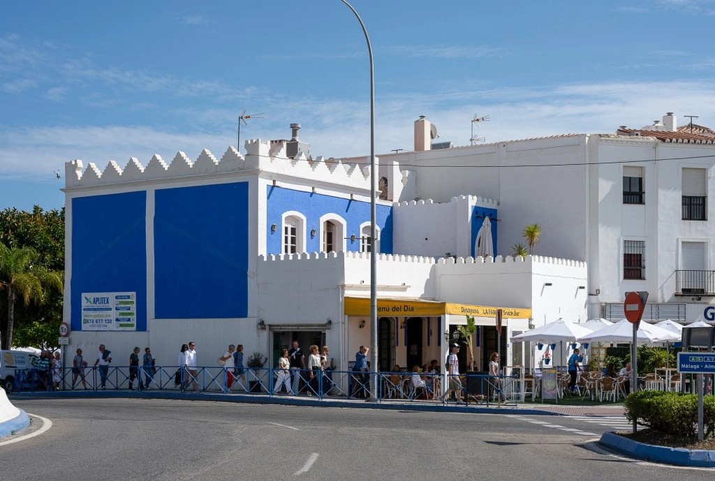 2 - venta edificio nerja andalucía españa