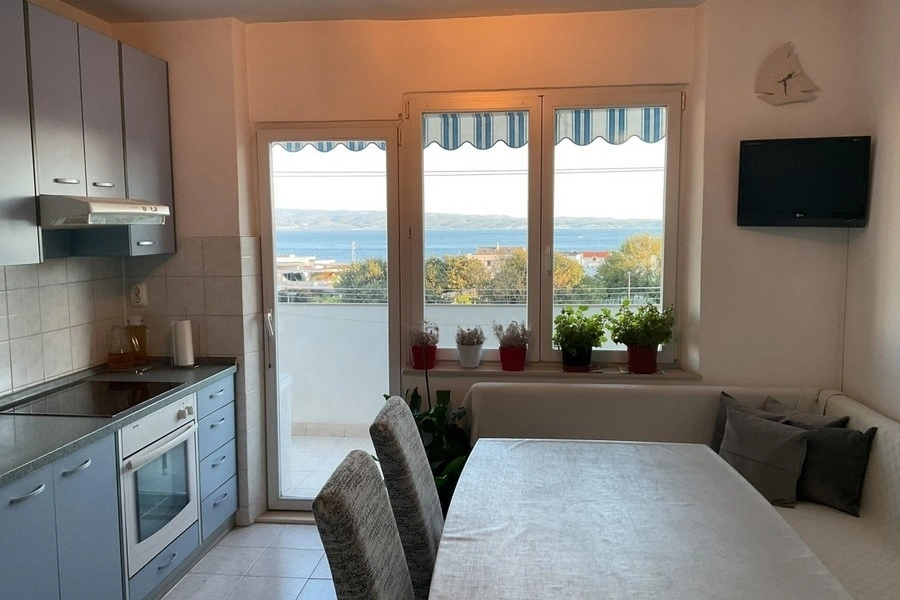 2 - venda apartamento vista de mar split split-dalmácia croácia