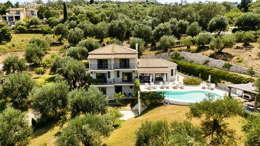 1 - vente propriété vue mer kassiópi îles ioniennes grèce