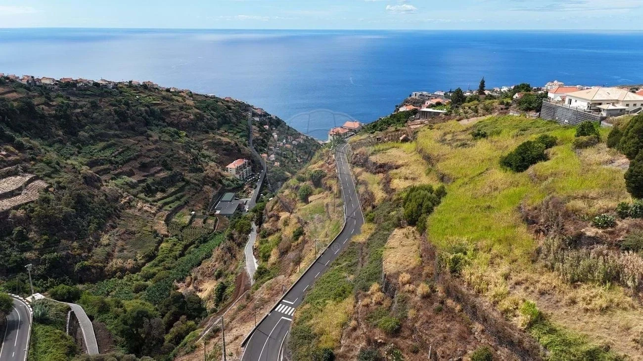 1 - verkoop terrein calheta madeira portugal