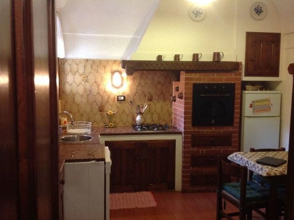 2 - vendita appartamento zuccarello liguria italia