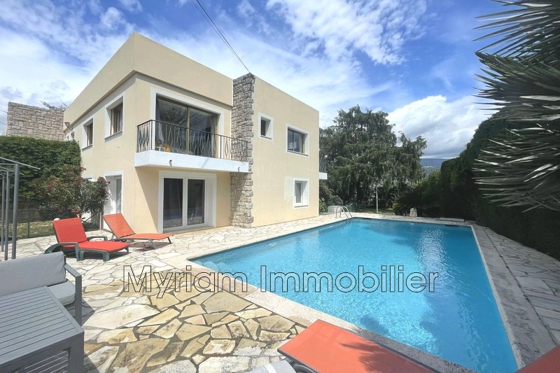 Casa com piscina