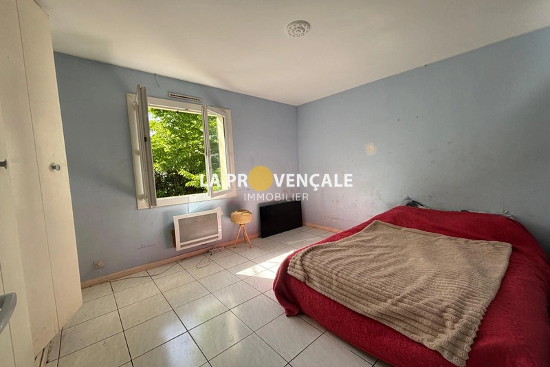 2 - house for sale in gréasque bouches-du-rhône france