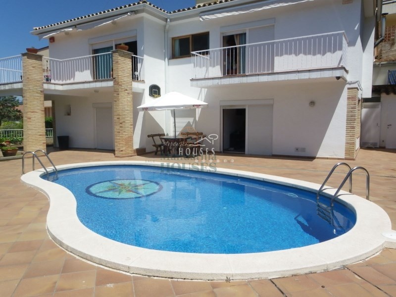 1 - house for sale in tossa de mar - costa brava catalonia spain