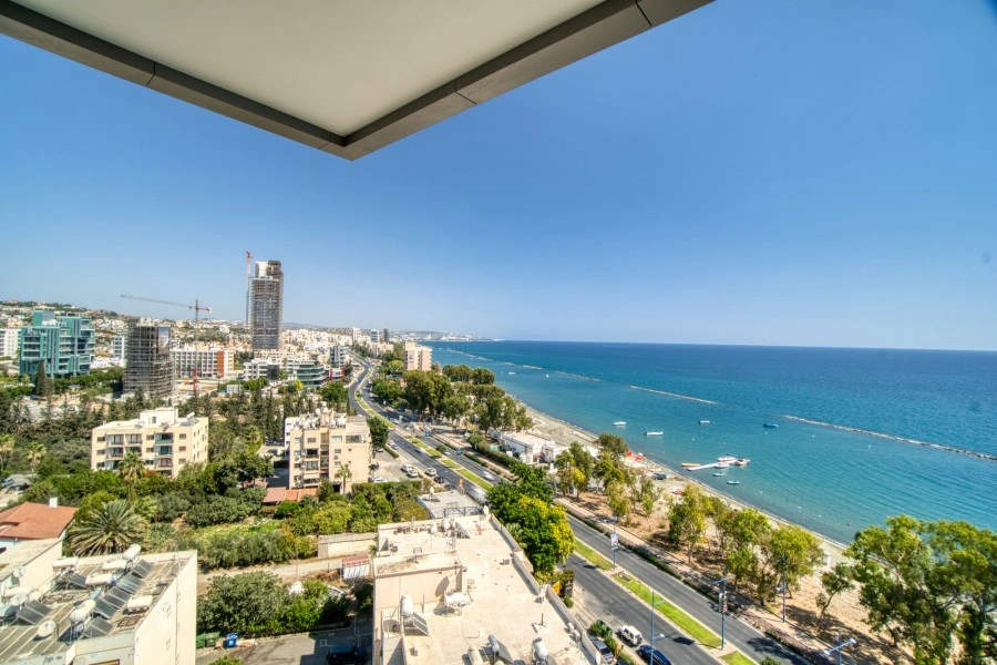 2 - venda apartamento a praia ao pé limassol limassol chipre