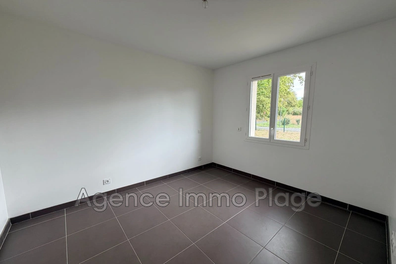 2 - house for sale in lesparre-médoc gironde france