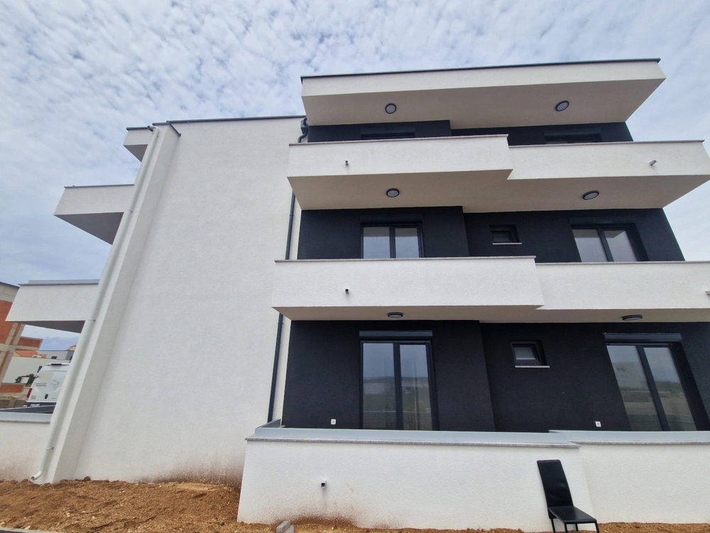 2 - продажа квартира вид моря novalja лицко-сеньская хорватия