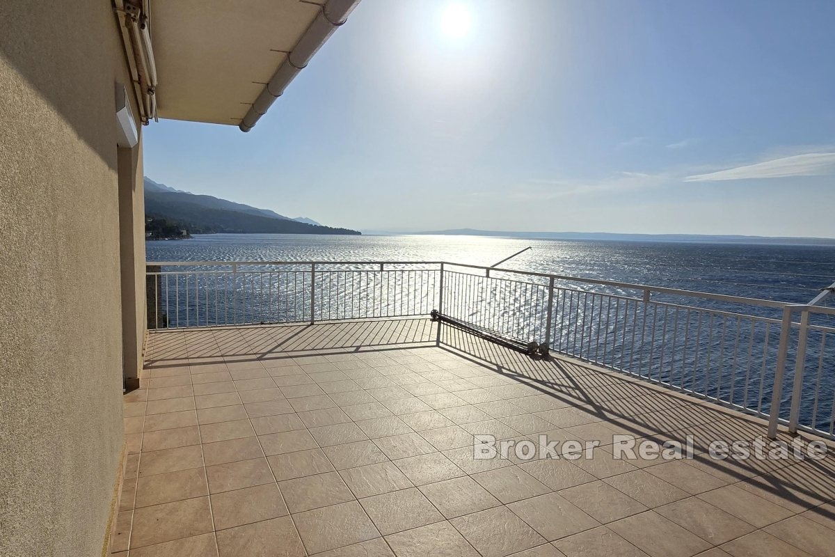 2 - vendita casa vista mare karlobag lika-segni croazia