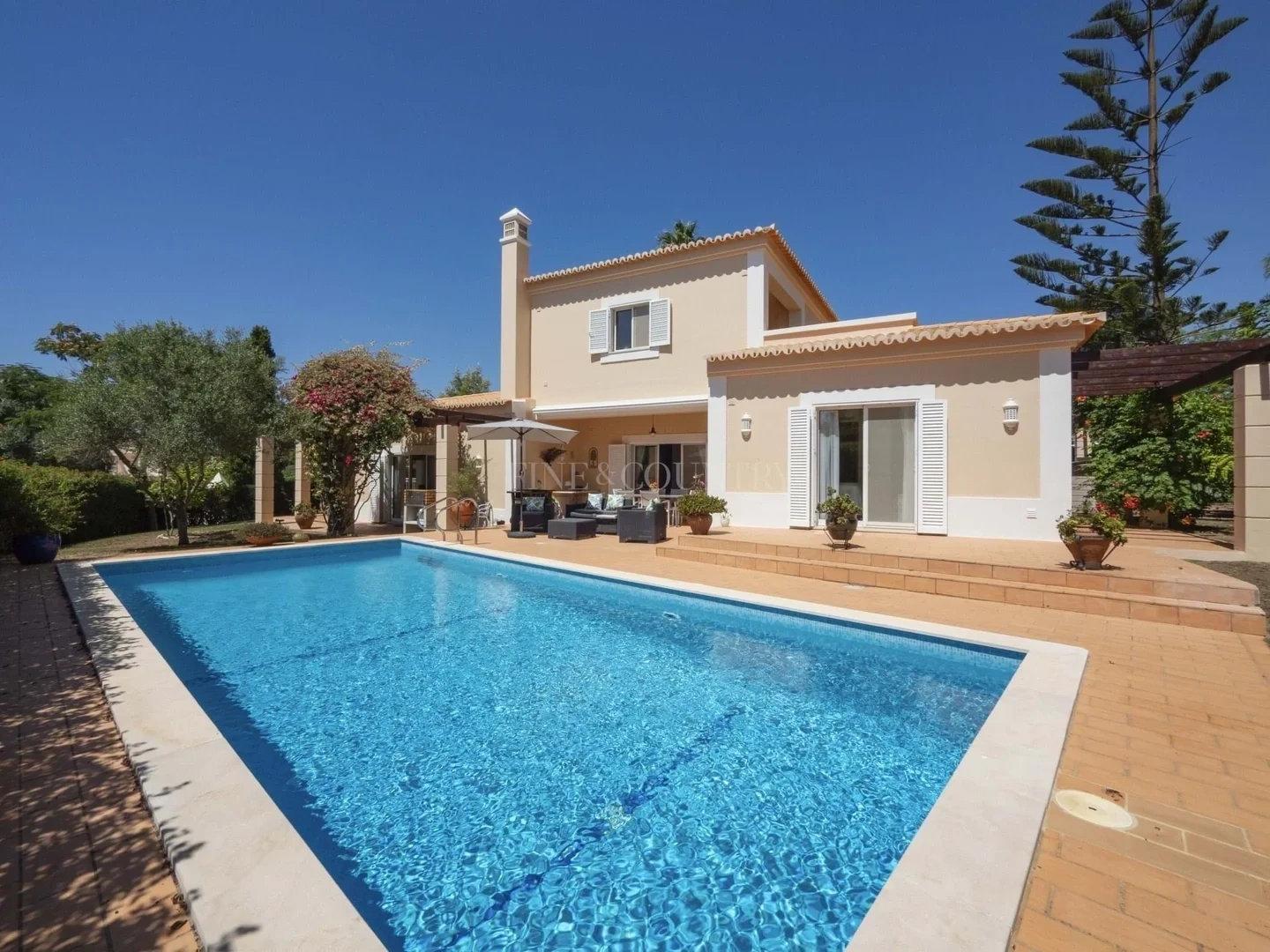1 - verkoop huis estombar e parchal algarve portugal