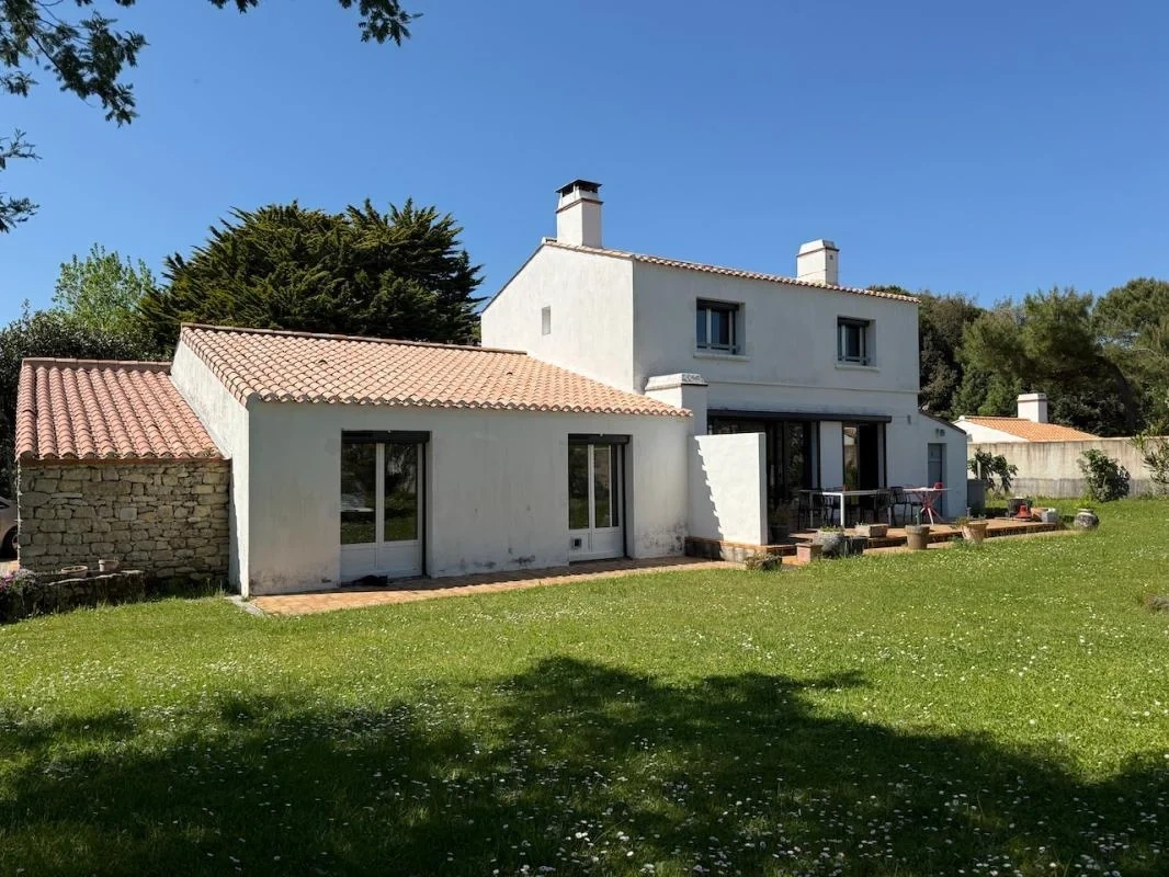 Casa con terraza