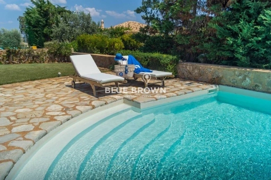 2 - venta casa vista al mar petrothalassa peloponeso grecia