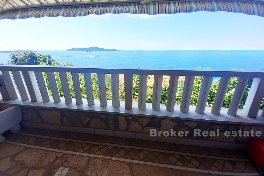2 - venda casa vista de mar rogoznica sibenik croácia