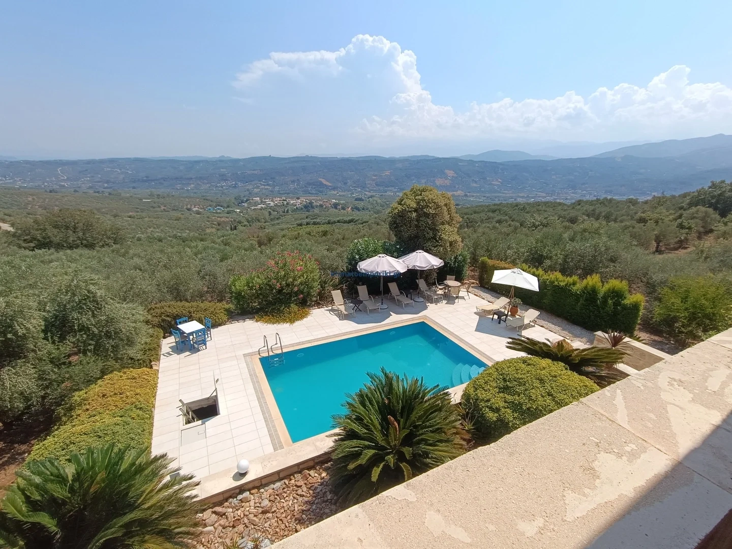 2 - vendita casa vista mare áno voúves creta grecia