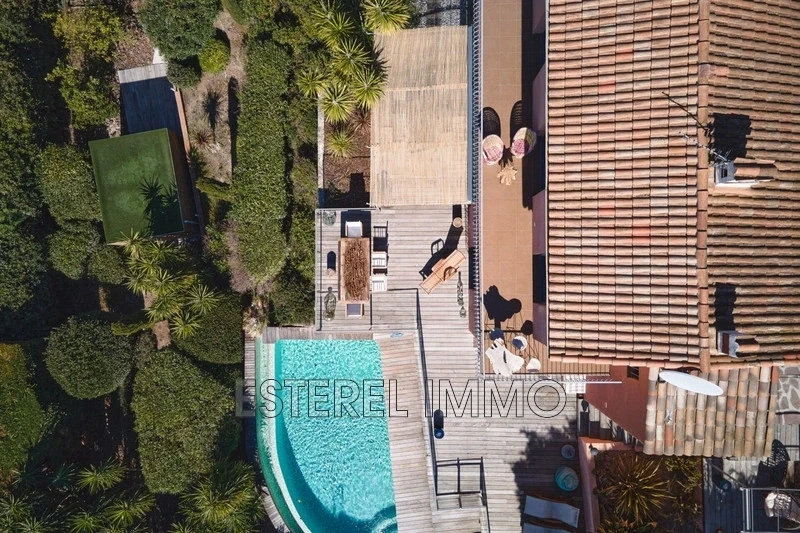 1 - sea view villa for vacation rentals in théoule-sur-mer alpes-maritimes france