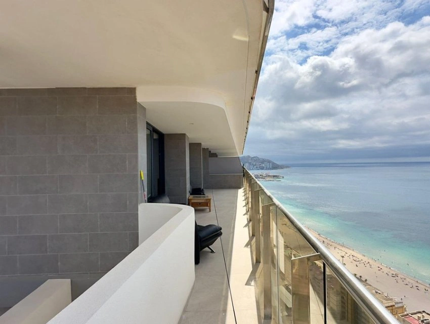 1 - verkauf wohnung direkt am wasser benidorm - costa blanca valencia spanien