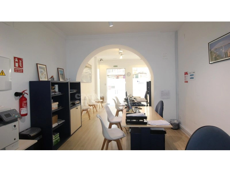 1 - business for sale in mao minorca - balearic islands spain