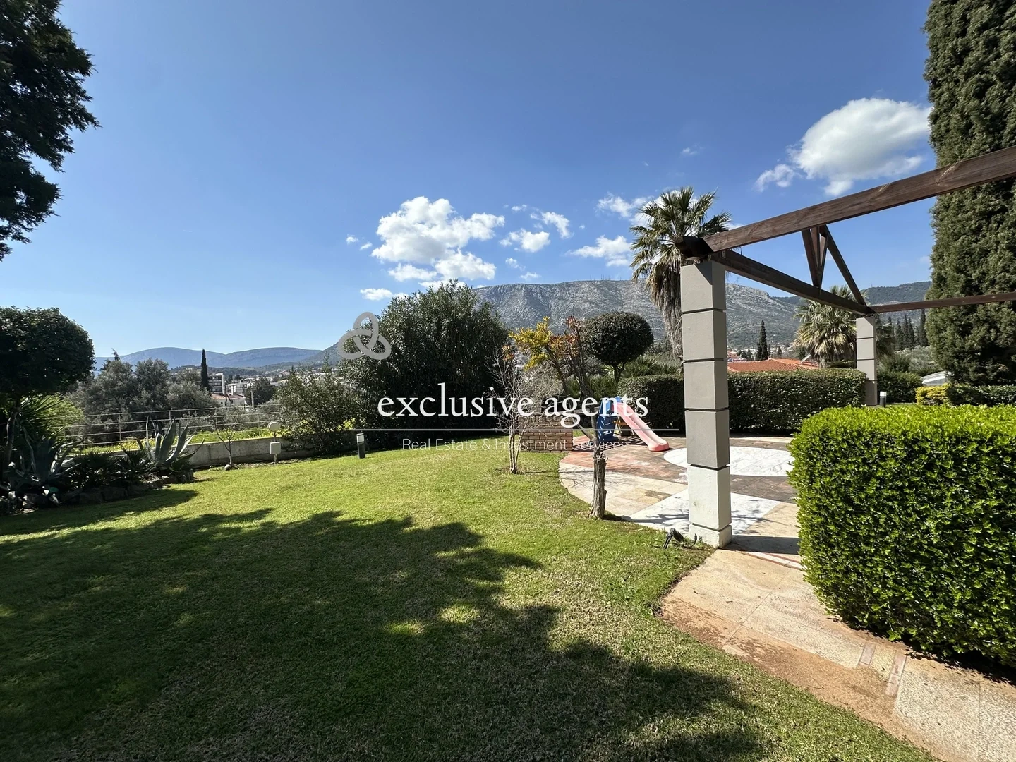2 - venta casa paiania ática grecia