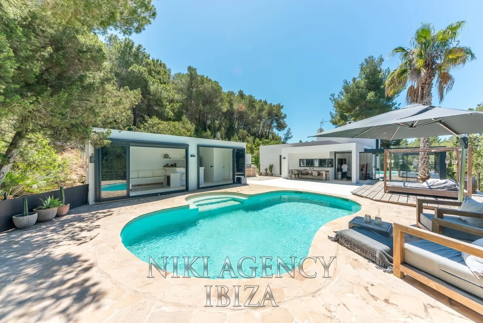 Casa con piscina