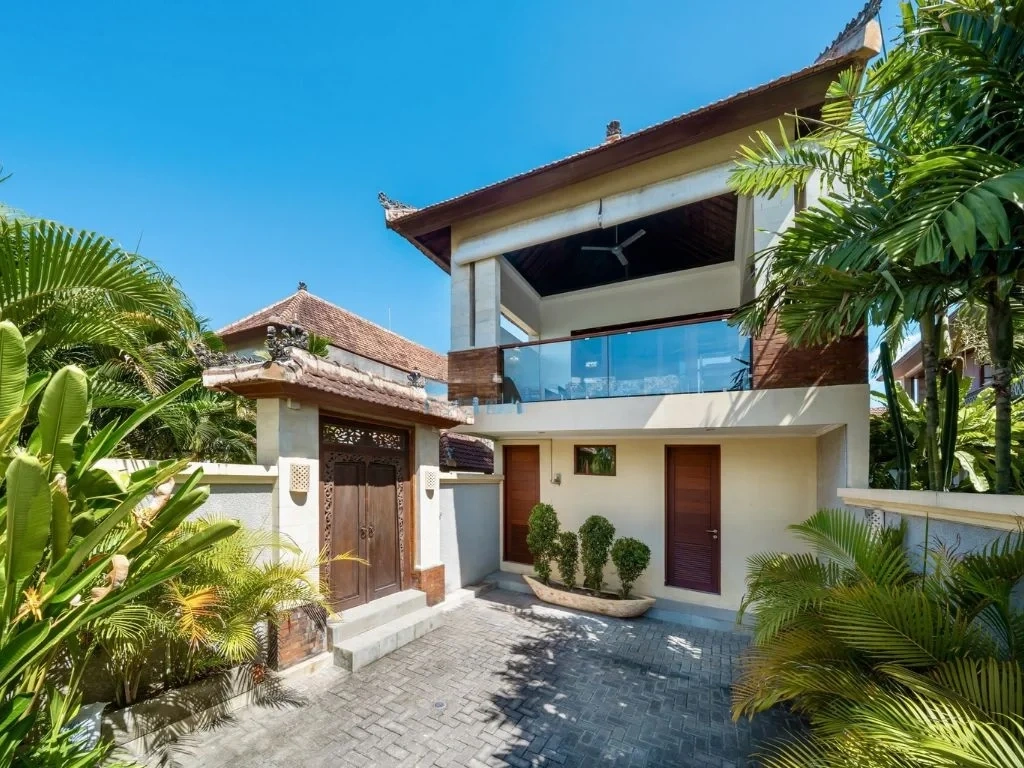 1 - verkoop huis aan het water sanur bali indonesië