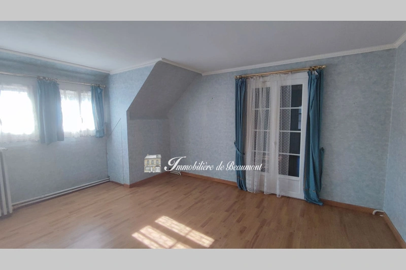 2 - house for sale in beaumont-le-roger eure france