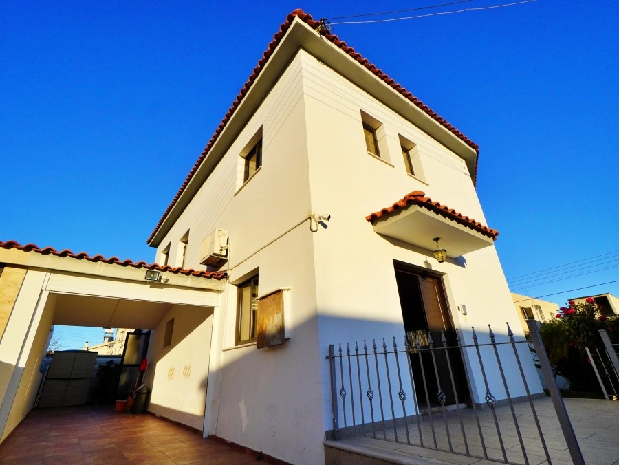 1 - verkoop huis larnaca larnaca cyprus
